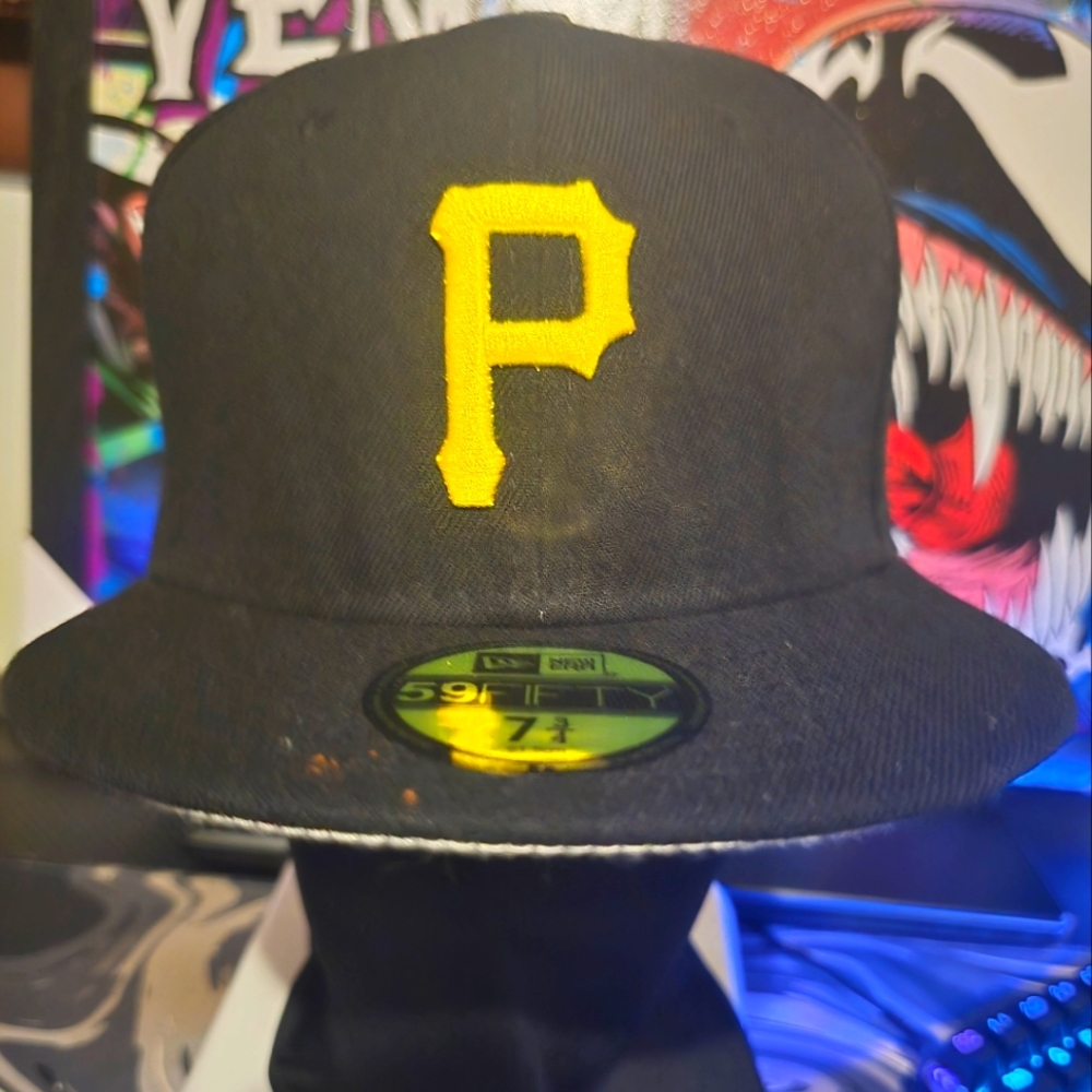 Pirates hat fitted 7 3/4